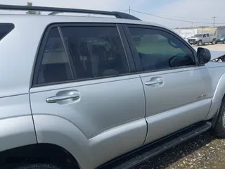 2006 Toyota 4Runner SR5 with VIN JTEBU14R660092764, listed as a IAAI auction lot 41779460 with 258,831 mi miles. Bid and sale history available at carsss.com. Image 13.