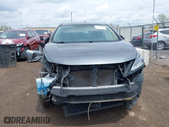 2020 Nissan Murano S z VIN 5N1AZ2AS4LN106699, wystawiony jako IAAI lot #42090949 z przebiegiem 87 700 mil mil oraz . Historia ofert i sprzedaży dostępna na DreamBid. Obrazek 6.