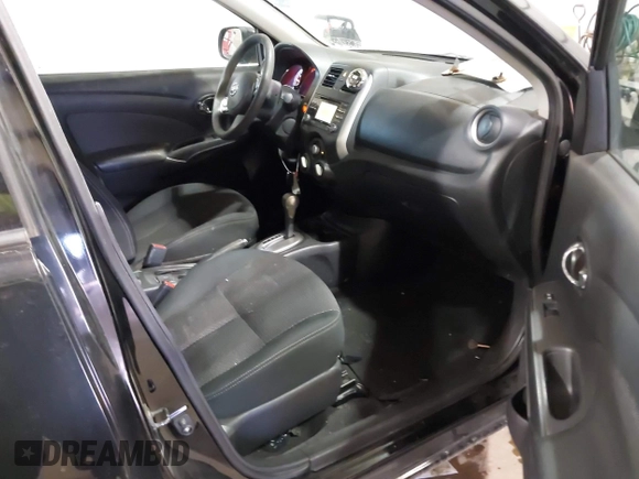 2014 Nissan Versa SV with VIN 3N1CN7AP3EL835817, listed as a IAAI auction lot 41312955 with 183,375 mi miles. Bid and sale history available at carsss.com. Image 5.