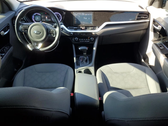 2020 Kia Niro LXS with VIN KNDCB3LC0L5448941, listed as a Copart auction lot 46577025 with 123,042 mi miles and Salvage Title. Bid and sale history available at carsss.com. Image 8.