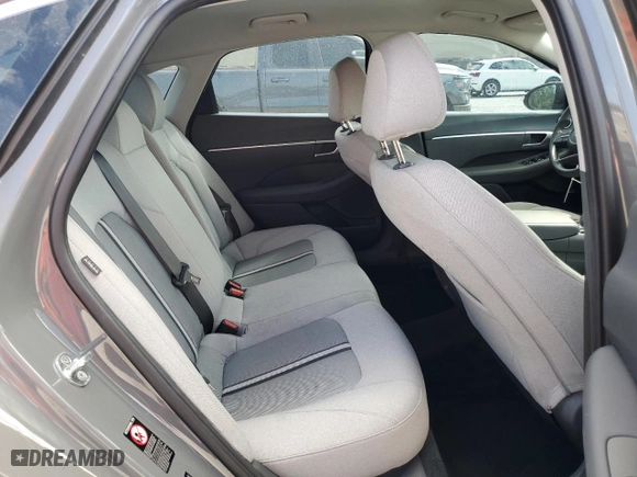 2021 Hyundai Sonata SE with VIN 5NPEG4JA4MH117685, listed as a Copart auction lot 48655575 with 32,355 mi miles and Non Repairable. Bid and sale history available at carsss.com. Image 10.