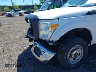 2013 Ford F-250 XL with VIN 1FT7X2B64DEA53476, listed as a IAAI auction lot 42179841 with 139,179 mi miles and . Bid and sale history available at DreamBid. Image 18.