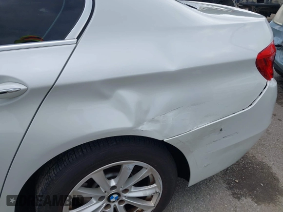 2015 BMW 5 Series 528i with VIN WBA5A5C5XFD522253, listed as a IAAI auction lot 42369196 with 102,798 mi miles and . Bid and sale history available at DreamBid. Image 6.