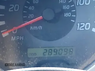 2003 Nissan Frontier SE z VIN 1N6ED29X33C433737, wystawiony jako IAAI lot #41271135 z przebiegiem 289 098 mil mil oraz . Historia ofert i sprzedaży dostępna na DreamBid. Obrazek 15.