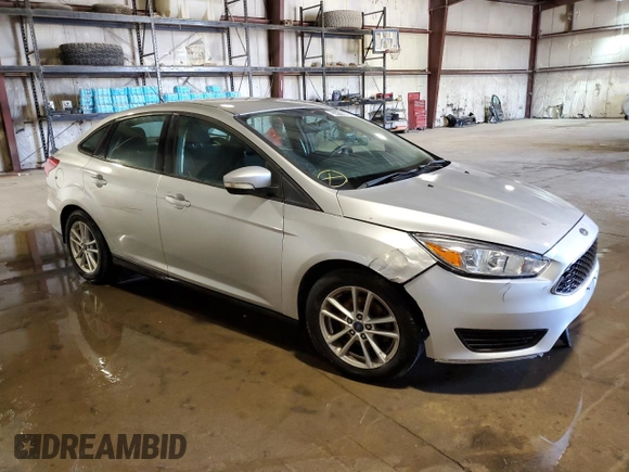 2016 Ford Focus SE z VIN 1FADP3F26GL247898, wystawiony jako Copart lot #57411665 z przebiegiem 134 708 mil mil oraz Czysty tytuł • Clean title. Historia ofert i sprzedaży dostępna na DreamBid. Obrazek 4.