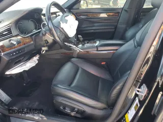 2015 BMW 7 Series 750i xDrive с VIN WBAYB6C56FD965984, выставлен на аукционе Copart как лот 47953045 с пробегом 80 025 миль миль и Списание • Salvage title. История ставок и продаж доступна на DreamBid. Изображение 7.
