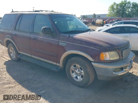 1998 Ford Expedition XLT with VIN 1FMRU17L9WLC05627, listed as a IAAI auction lot 41945826 with 179,003 mi miles. Bid and sale history available at carsss.com. Image 1.