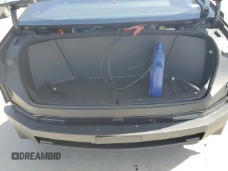2024 Tesla Cybertruck z VIN 7G2CEHED5RA004336, wystawiony jako Copart lot #61506604 z przebiegiem 4743 mil mil oraz Szkody całkowita. Historia ofert i sprzedaży dostępna na DreamBid. Obrazek 11.