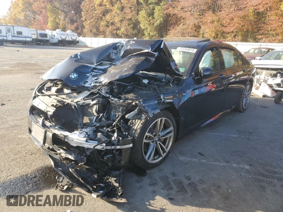 2018 BMW 7 Series 740i xDrive with VIN WBA7E4C53JGV23968, listed as a Copart auction lot 77244814 with 0 mi miles and Salvage Title. Bid and sale history available at carsss.com. Image 1.