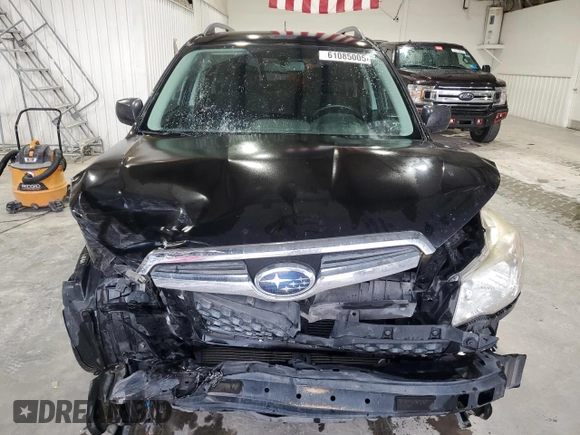 2015 Subaru Forester 2.5i with VIN JF2SJABC0FH804491, listed as a Copart auction lot 61085005 with 139,622 mi miles and Salvage title. Bid and sale history available at DreamBid. Image 5.