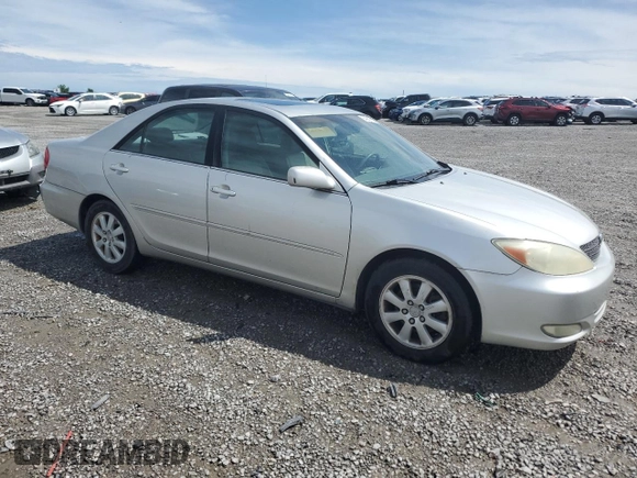 2004 Toyota Camry LE with VIN 4T1BF30K84U588220, listed as a Copart auction lot 54441185 with 165,890 mi miles and Non Repairable. Bid and sale history available at carsss.com. Image 4.