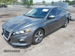 2020 Nissan Altima S z VIN 1N4BL4BV9LC143683, wystawiony jako IAAI lot #41917539 z przebiegiem 178 174 mil mil oraz . Historia ofert i sprzedaży dostępna na DreamBid. Obrazek 17.
