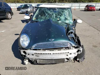 2004 MINI Hardtop with VIN WMWRC33484TJ58571, listed as a Copart auction lot 74843094 with Not Provided miles and Salvage Title. Bid and sale history available at DreamBid. Image 5.