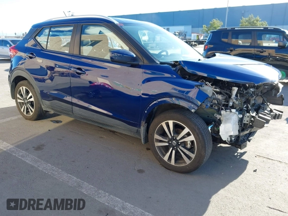 2020 Nissan Kicks SV with VIN 3N1CP5CV3LL485676, listed as a IAAI auction lot 41670042 with 64,125 mi miles. Bid and sale history available at carsss.com. Image 1.