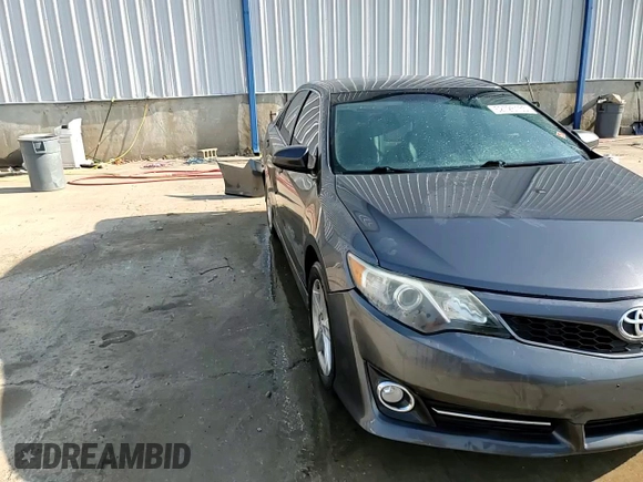 2014 Toyota Camry L with VIN 4T1BF1FK2EU326996, listed as a Copart auction lot 52726135 with 199,098 mi miles and Salvage Title. Bid and sale history available at DreamBid. Image 14.