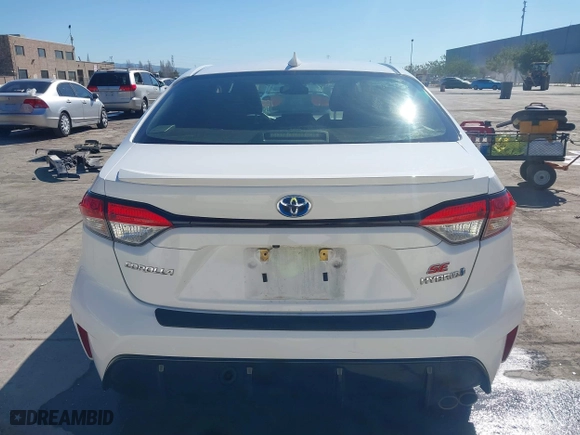 2024 Toyota Corolla Hybrid LE with VIN JTDBCMFE6RJ021033, listed as a IAAI auction lot 41624014 with 85,544 mi miles. Bid and sale history available at carsss.com. Image 16.