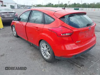2016 Ford Focus SE with VIN 1FADP3K26GL285802, listed as a IAAI auction lot 41965399 with 82,470 mi miles and . Bid and sale history available at carsss.com. Image 3.