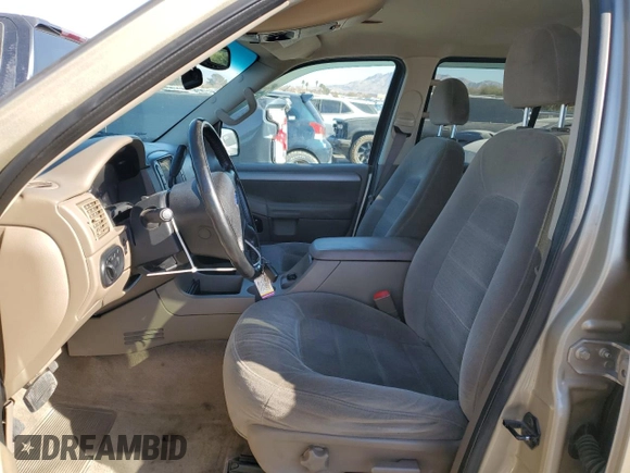 2003 Ford Explorer XLT with VIN 1FMZU63KX3UA29557, listed as a Copart auction lot 43083855 with 129,205 mi miles and Salvage title. Bid and sale history available at DreamBid. Image 7.