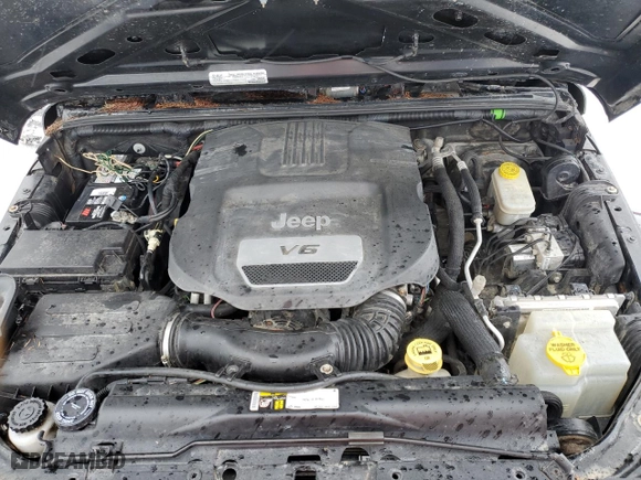 2015 Jeep Wrangler Unlimited Sport with VIN 1C4BJWDG3FL748944, listed as a Copart auction lot 42655025 with 142,700 mi miles and Clean Title. Bid and sale history available at carsss.com. Image 12.