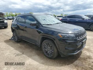2023 Jeep Compass (RED) Edition z VIN 3C4NJDCNXPT543256, wystawiony jako Copart lot #57325345 z przebiegiem 21 195 mil mil oraz Szkoda całkowita • Salvage title. Historia ofert i sprzedaży dostępna na DreamBid. Obrazek 4.