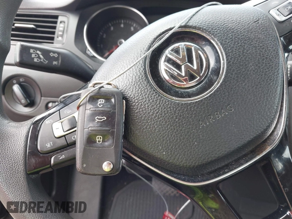 2015 Volkswagen Jetta S с VIN 3VW2K7AJ9FM281950, выставлен на аукционе IAAI как лот 42279069 с пробегом 125 528 миль миль и . История ставок и продаж доступна на DreamBid. Изображение 11.