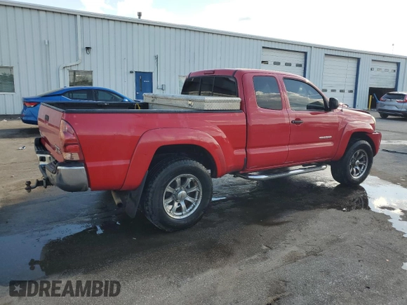 2007 Toyota Tacoma PreRunner with VIN 5TETU62N37Z464861, listed as a Copart auction lot 51371055 with 266,747 mi miles and Salvage Title. Bid and sale history available at carsss.com. Image 3.