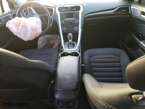 2014 Ford Fusion SE with VIN 1FA6P0HDXE5385922, listed as a Copart auction lot 84844034 with 0 mi miles and Non Repairable. Bid and sale history available at carsss.com. Image 8.