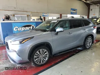 2021 Toyota Highlander Platinum with VIN 5TDFZRBH3MS097446, listed as a Copart auction lot 43403195 with 69,580 mi miles and Salvage title. Bid and sale history available at DreamBid. Image 1.