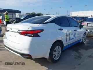 2020 Nissan Versa S with VIN 3N1CN8DV1LL813781, listed as a IAAI auction lot 41242523 with 92,021 mi miles. Bid and sale history available at carsss.com. Image 4.