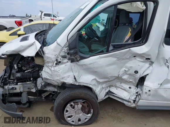 2017 Ford Transit XL with VIN 1FBZX2ZM2HKA60922, listed as a IAAI auction lot 41895331 with Not Provided miles and . Bid and sale history available at DreamBid. Image 6.