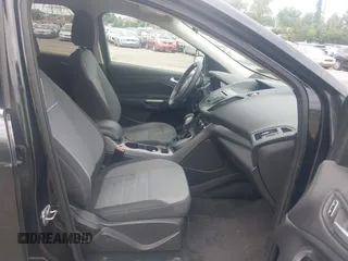 2013 Ford Escape SE z VIN 1FMCU9GX0DUC58800, wystawiony jako IAAI lot #42779098 z przebiegiem 112 542 mil mil oraz . Historia ofert i sprzedaży dostępna na DreamBid. Obrazek 5.