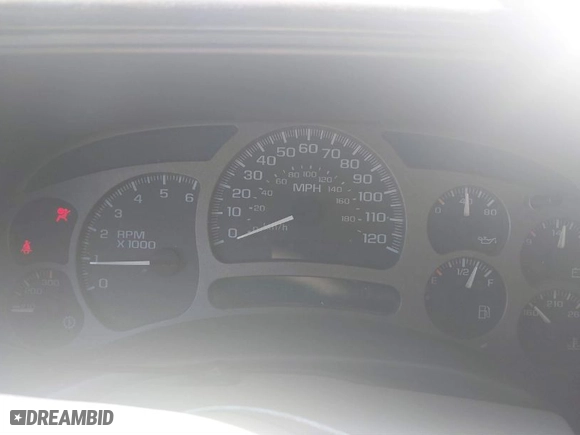 2004 GMC Yukon Denali with VIN 1GKEK63U24J265167, listed as a IAAI auction lot 41877785 with 256,691 mi miles. Bid and sale history available at carsss.com. Image 7.