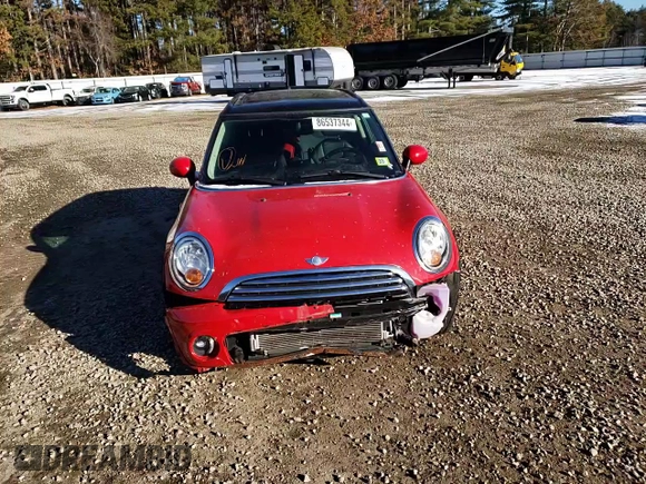 2012 MINI Clubman z VIN WMWZF3C52CT190396, wystawiony jako Copart lot #86537344 z przebiegiem 108 971 mil mil oraz Szkoda całkowita • Salvage title. Historia ofert i sprzedaży dostępna na DreamBid. Obrazek 11.