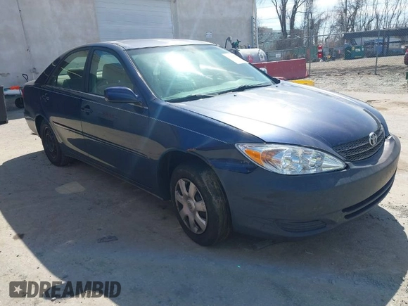 2002 Toyota Camry LE z VIN JTDBE32KX20111362, wystawiony jako IAAI lot #41820475 z przebiegiem 270 091 mil mil oraz . Historia ofert i sprzedaży dostępna na DreamBid. Obrazek 1.