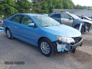 2012 Toyota Camry L z VIN 4T1BF1FK1CU584908, wystawiony jako IAAI lot #42406552 z przebiegiem 67 903 mil mil oraz . Historia ofert i sprzedaży dostępna na DreamBid. Obrazek 1.