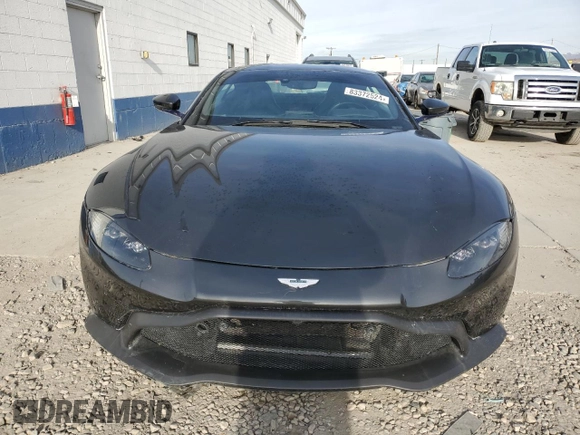2020 Aston Martin Vantage z VIN SCFSMGAW6LGN03442, wystawiony jako Copart lot #83372524 z przebiegiem 10 819 mil mil oraz Szkoda całkowita • Salvage title. Historia ofert i sprzedaży dostępna na DreamBid. Obrazek 5.
