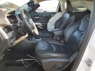 2018 Jeep Cherokee Trailhawk with VIN 1C4PJMBB0JD512787, listed as a Copart auction lot 48319185 with 0 mi miles and Salvage Title. Bid and sale history available at carsss.com. Image 7.