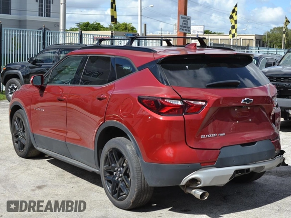 2020 Chevrolet Blazer LT z VIN 3GNKBJRS2LS605932, wystawiony jako Copart lot #80258004 z przebiegiem 61 330 mil mil oraz Szkoda całkowita • Salvage title. Historia ofert i sprzedaży dostępna na DreamBid. Obrazek 2.