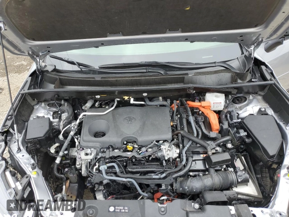 2024 Toyota RAV4 XSE with VIN JTMEB3FV2RD208004, listed as a Copart auction lot 61501635 with 8,392 mi miles and Salvage title. Bid and sale history available at DreamBid. Image 12.