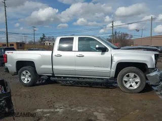 2018 Chevrolet Silverado 1500 LT with VIN 1GCVKREH1JZ337664, listed as a IAAI auction lot 41725288 with 149,266 mi miles. Bid and sale history available at carsss.com. Image 13.