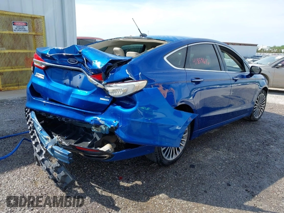 2017 Ford Fusion SE with VIN 3FA6P0H95HR321977, listed as a IAAI auction lot 41854692 with 125,137 mi miles. Bid and sale history available at carsss.com. Image 4.