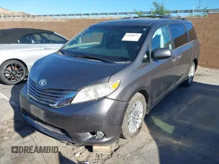 2017 Toyota Sienna XLE Auto Access Seat with VIN 5TDYZ3DC0HS836849, listed as a IAAI auction lot 41846570 with 158,056 mi miles and . Bid and sale history available at DreamBid. Image 17.