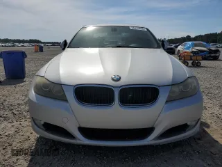2011 BMW 3 Series 328i z VIN WBAPH7C50BE131116, wystawiony jako Copart lot #56223635 z przebiegiem 163 927 mil mil oraz Czysty tytuł • Clean title. Historia ofert i sprzedaży dostępna na DreamBid. Obrazek 5.