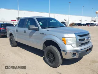 2013 Ford F-150 XL with VIN 1FTFW1CT2DFB23323, listed as a IAAI auction lot 41483856 with 272,488 mi miles. Bid and sale history available at carsss.com. Image 1.