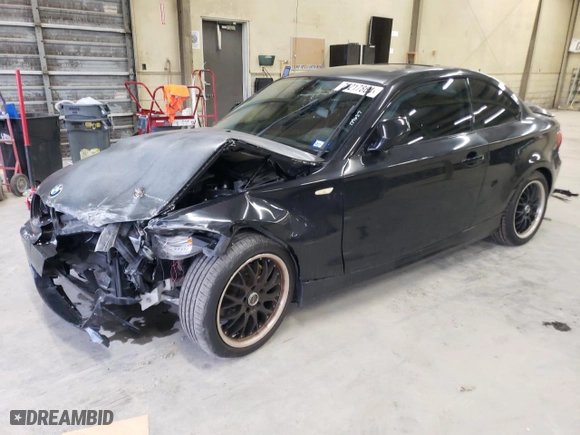 2012 BMW 1 Series 128i with VIN WBAUP7C59CVP22603, listed as a Copart auction lot 70217864 with 0 mi miles and Salvage Title. Bid and sale history available at carsss.com. Image 1.