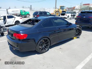 2010 BMW M3 with VIN WBSWD9C55AP363261, listed as a IAAI auction lot 42317114 with 120,180 mi miles and . Bid and sale history available at DreamBid. Image 4.