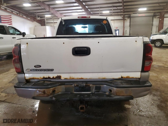 2007 Chevrolet Silverado 1500 Classic LT3 with VIN 1GCEK19B67Z143633, listed as a Copart auction lot 49729395 with 203,668 mi miles and Clean Title. Bid and sale history available at carsss.com. Image 6.