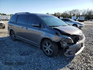 2017 Toyota Sienna SE with VIN 5TDXZ3DC1HS768654, listed as a Copart auction lot 48874735 with 246,060 mi miles and Salvage Title. Bid and sale history available at carsss.com. Image 4.
