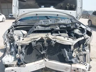 2015 Toyota Highlander Limited with VIN 5TDYKRFH3FS083587, listed as a IAAI auction lot 42045652 with Not provided miles and . Bid and sale history available at DreamBid. Image 10.