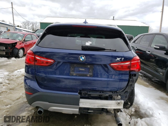 2018 BMW X1 xDrive28i with VIN WBXHT3C37J5K27663, listed as a Copart auction lot 38185933 with 61,894 mi miles. Bid and sale history available at carsss.com. Image 6.